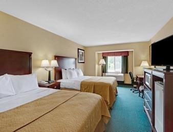 Ramada By Wyndham Kittery Hotel Exterior photo