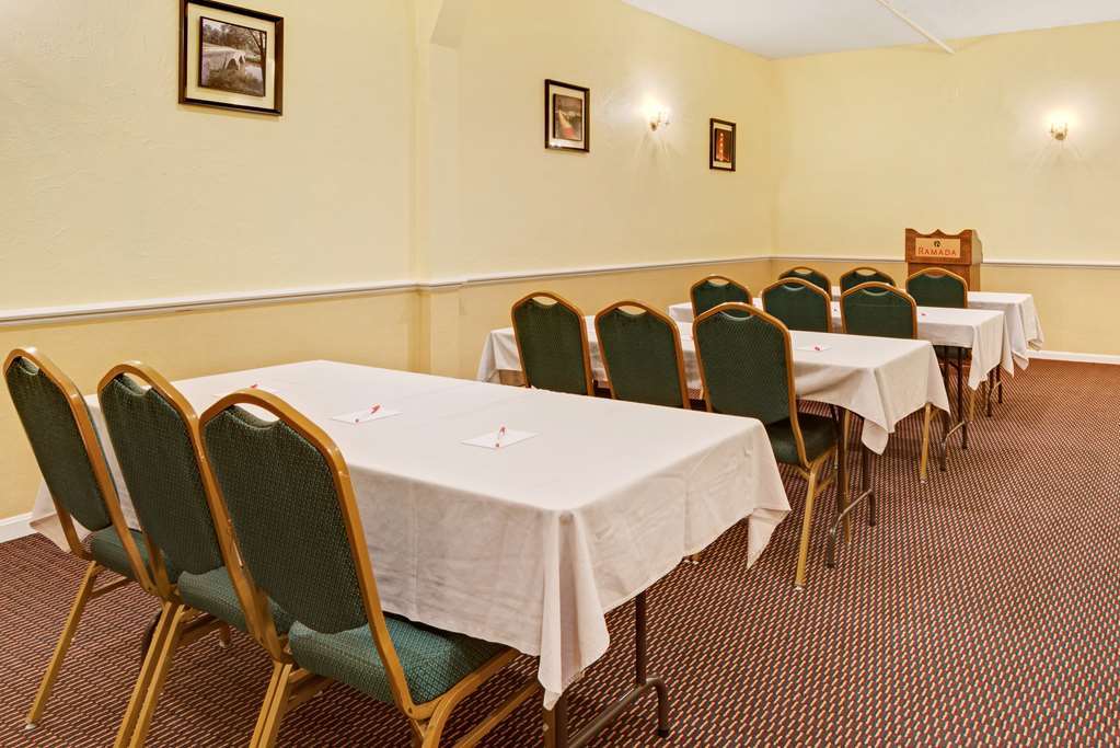 Ramada By Wyndham Kittery Hotel Facilities photo